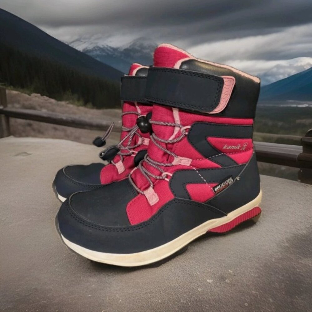 KAMIK Snow Boots Child Size 3 PINK Insulated Waterproof Winter Boots Great Shape